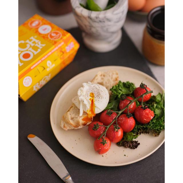 St. Ewe Rich Yolk Free Range Eggs 6 per pack GOODS M&S