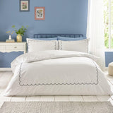 Catherine Lansfield Scallop Border Double Duvet Set