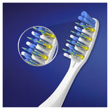 Oral-B Pulsar 3D White Whitening Therapy Toothbrush With Battery Power